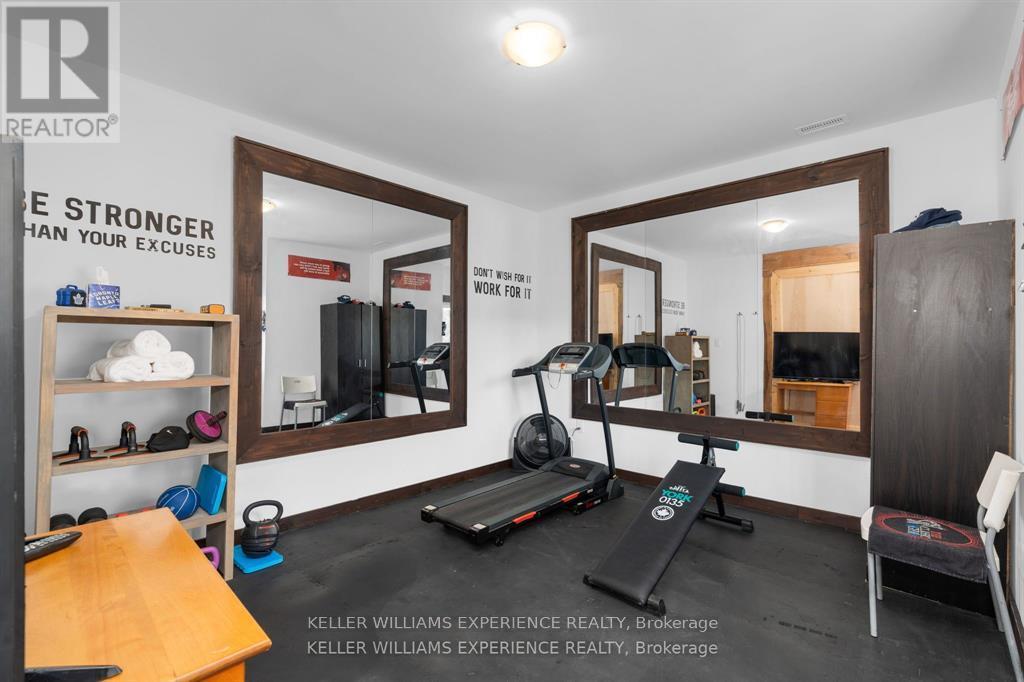 153 Rue Eric, Tiny, Ontario  L9M 0H1 - Photo 17 - S12432362