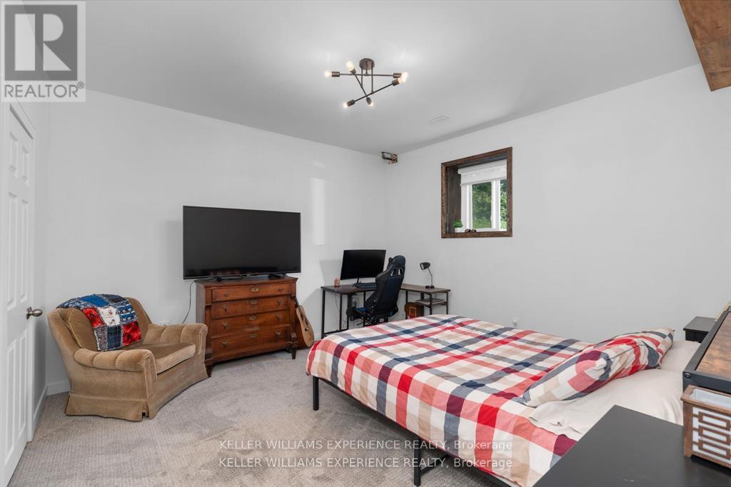 153 Rue Eric, Tiny, Ontario  L9M 0H1 - Photo 20 - S12432362