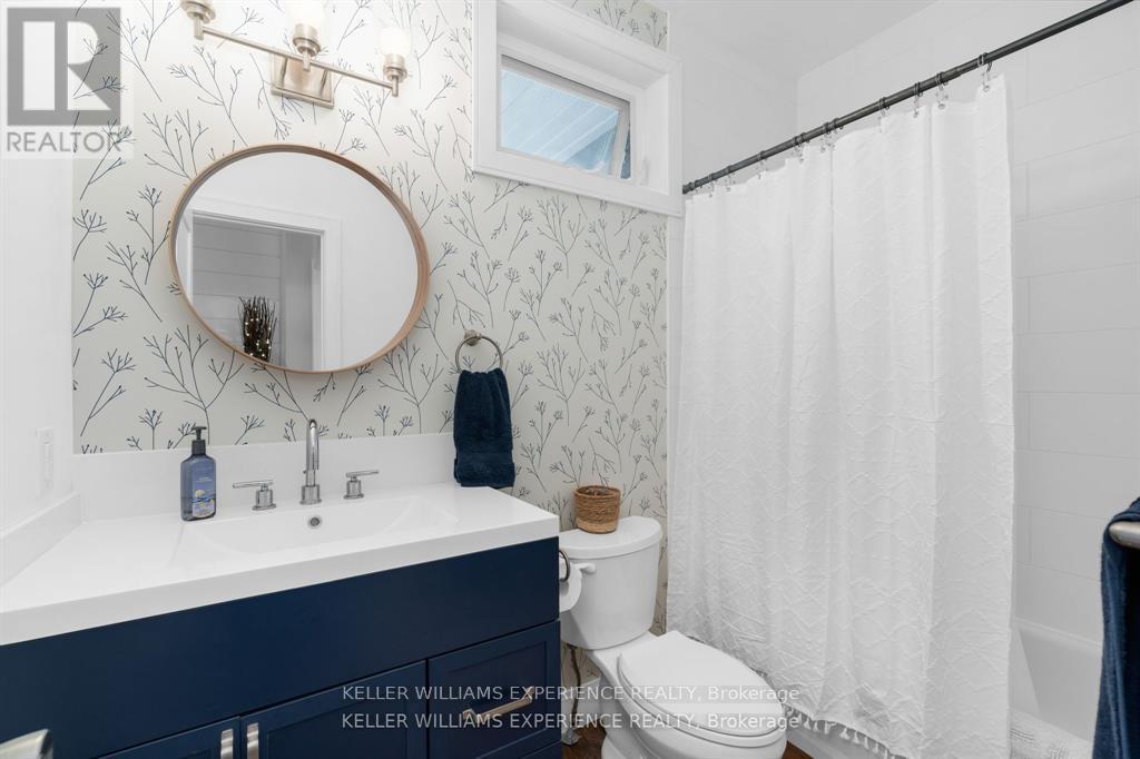 153 Rue Eric, Tiny, Ontario  L9M 0H1 - Photo 9 - S12432362
