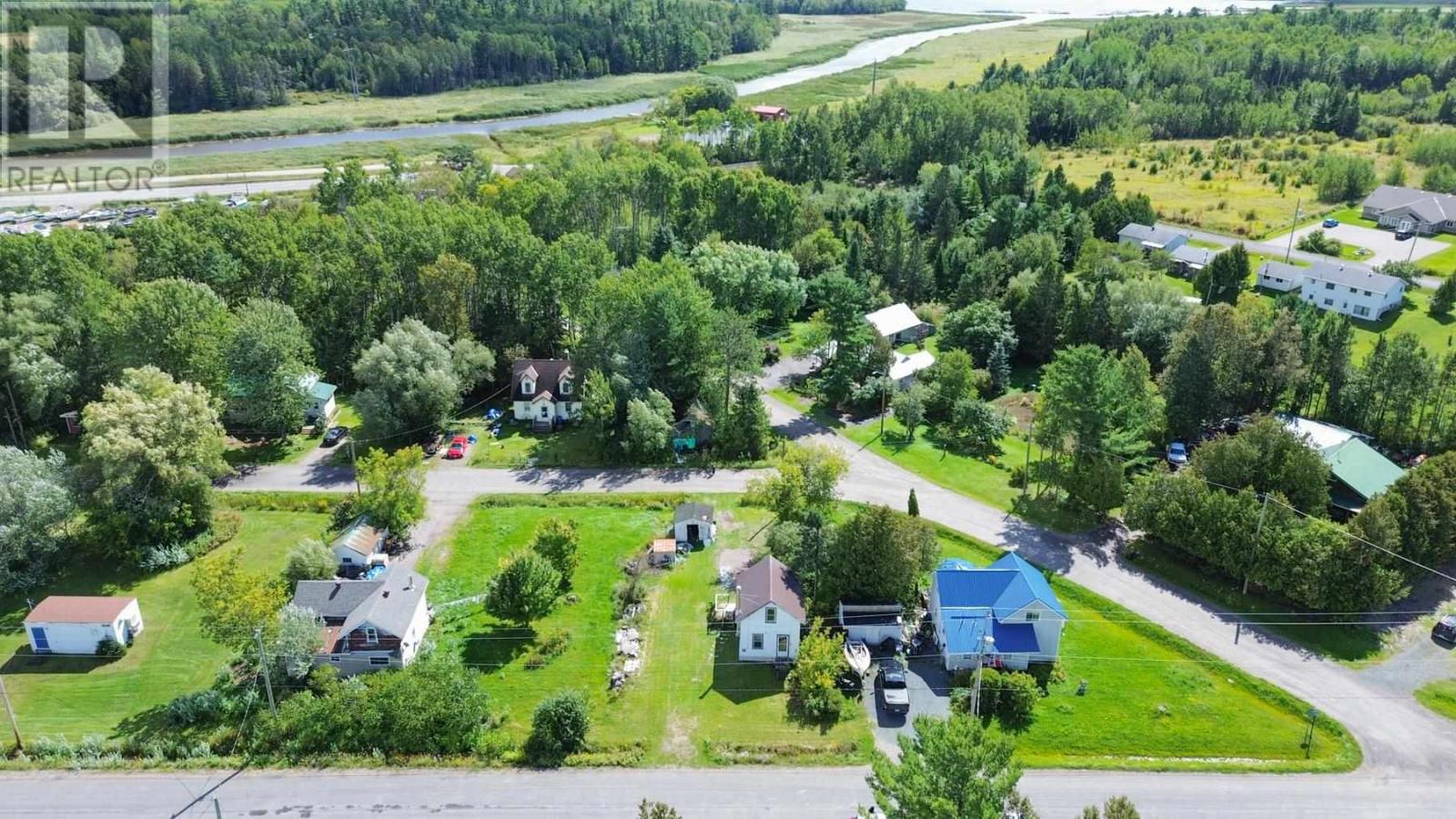 19 Main St, Johnson Township, Ontario  P0R 1E0 - Photo 11 - SM252545