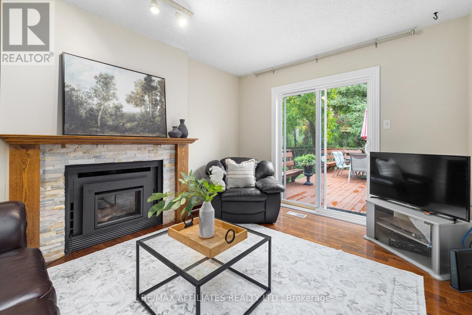 20 Garden Avenue, Perth, Ontario  K7H 3L9 - Photo 17 - X12432365