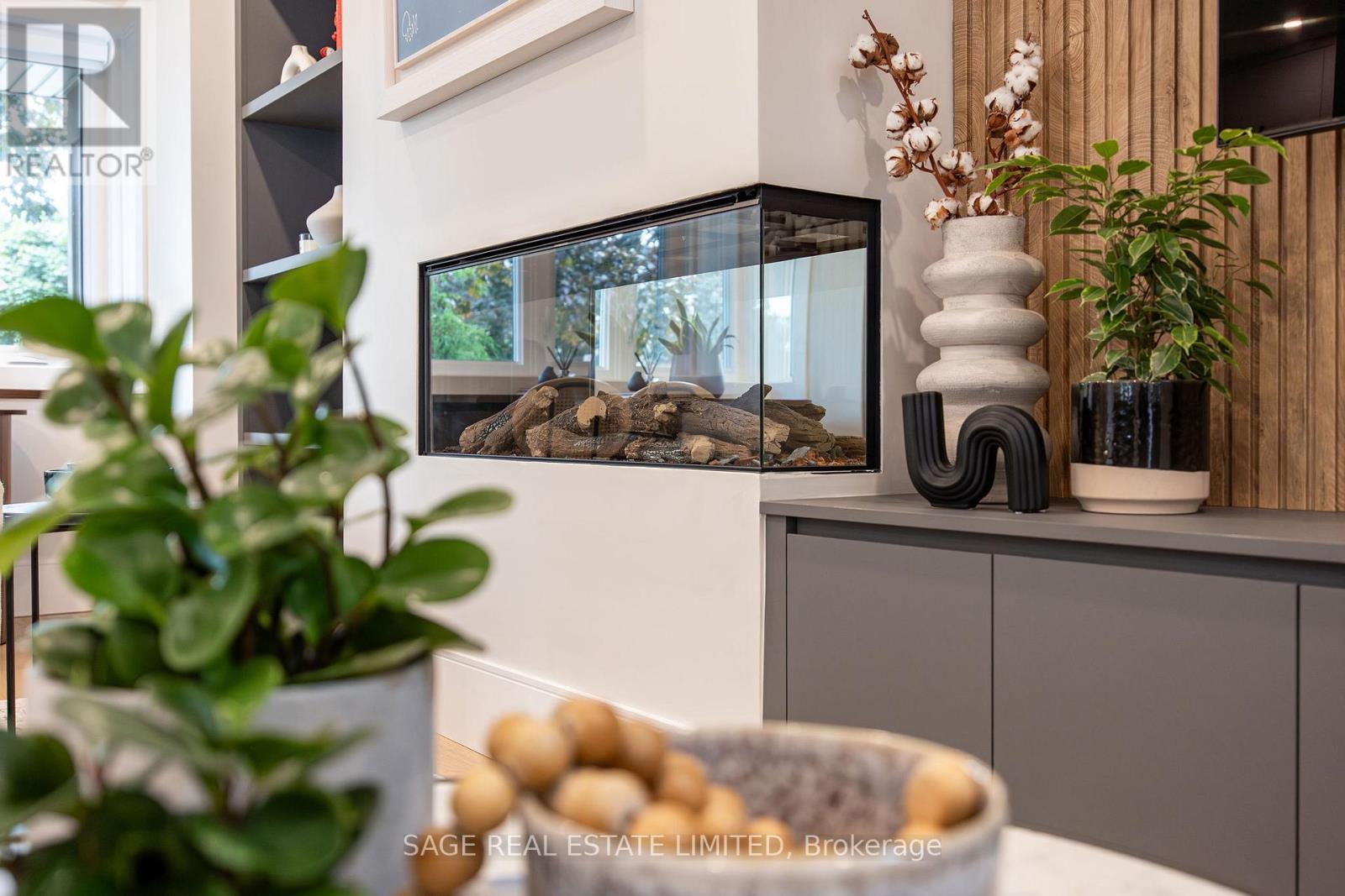 865 Windermere Avenue, Toronto (Runnymede-Bloor West Village), Ontario  M6S 3M8 - Photo 14 - W12432309