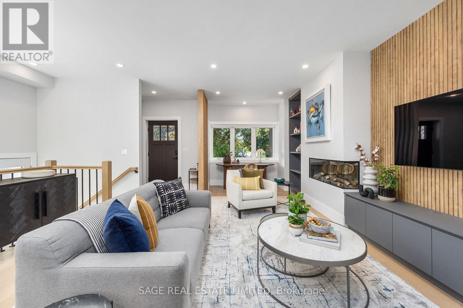 865 Windermere Avenue, Toronto (Runnymede-Bloor West Village), Ontario  M6S 3M8 - Photo 15 - W12432309