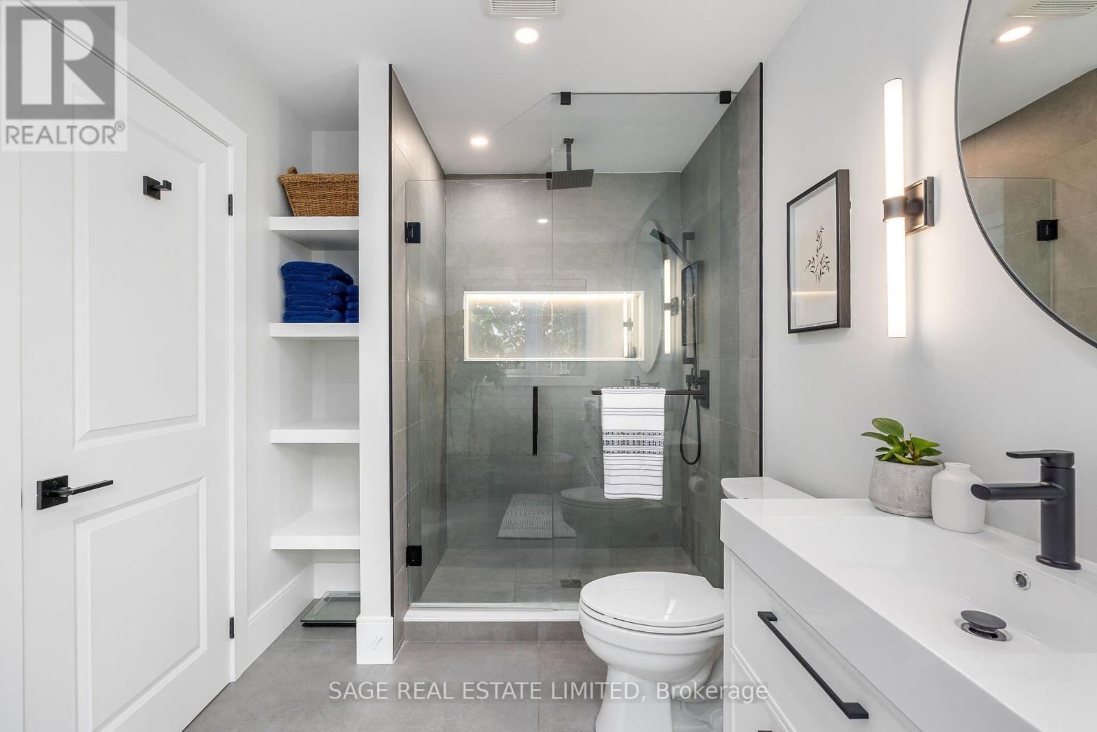 865 Windermere Avenue, Toronto (Runnymede-Bloor West Village), Ontario  M6S 3M8 - Photo 21 - W12432309