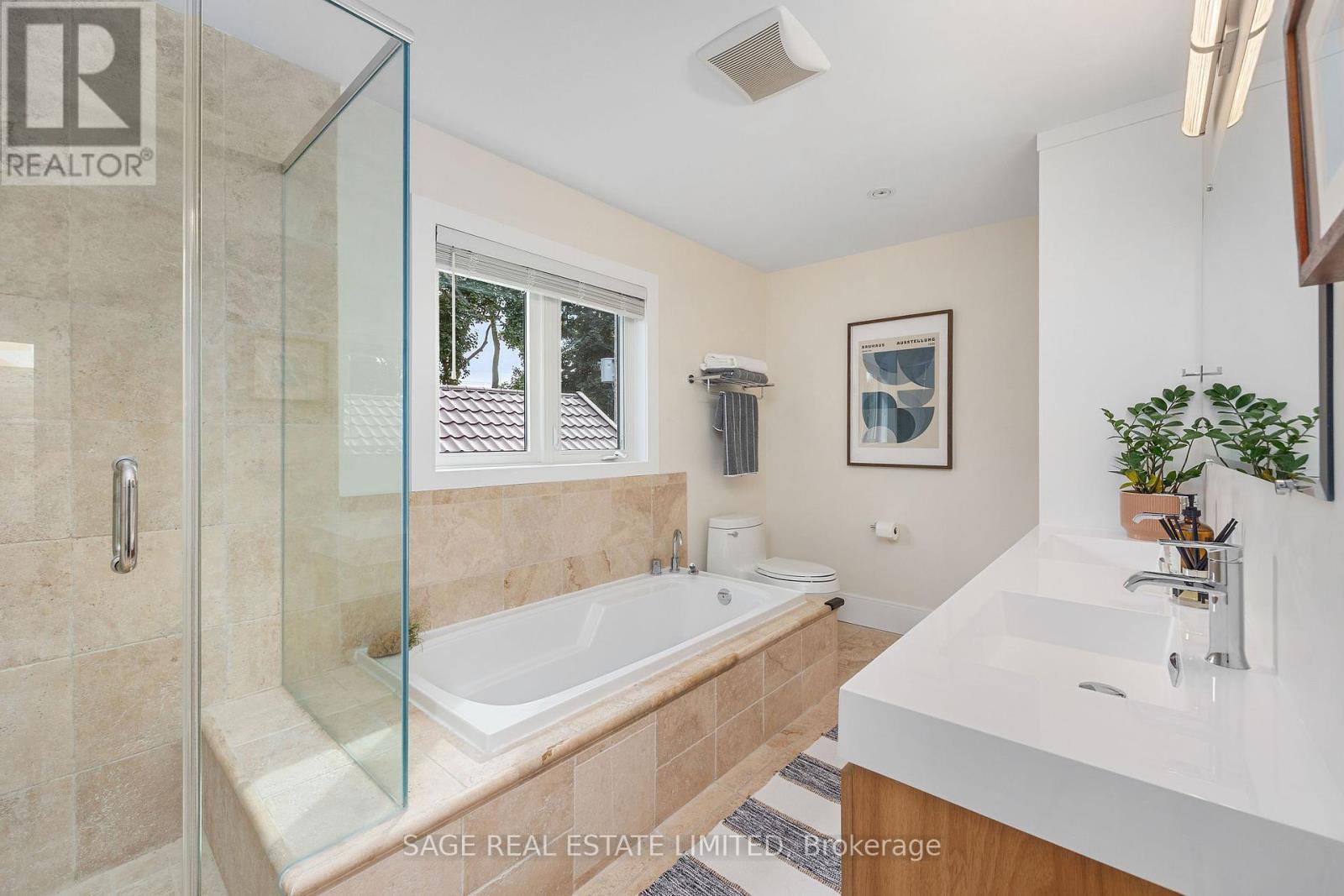 865 Windermere Avenue, Toronto (Runnymede-Bloor West Village), Ontario  M6S 3M8 - Photo 25 - W12432309