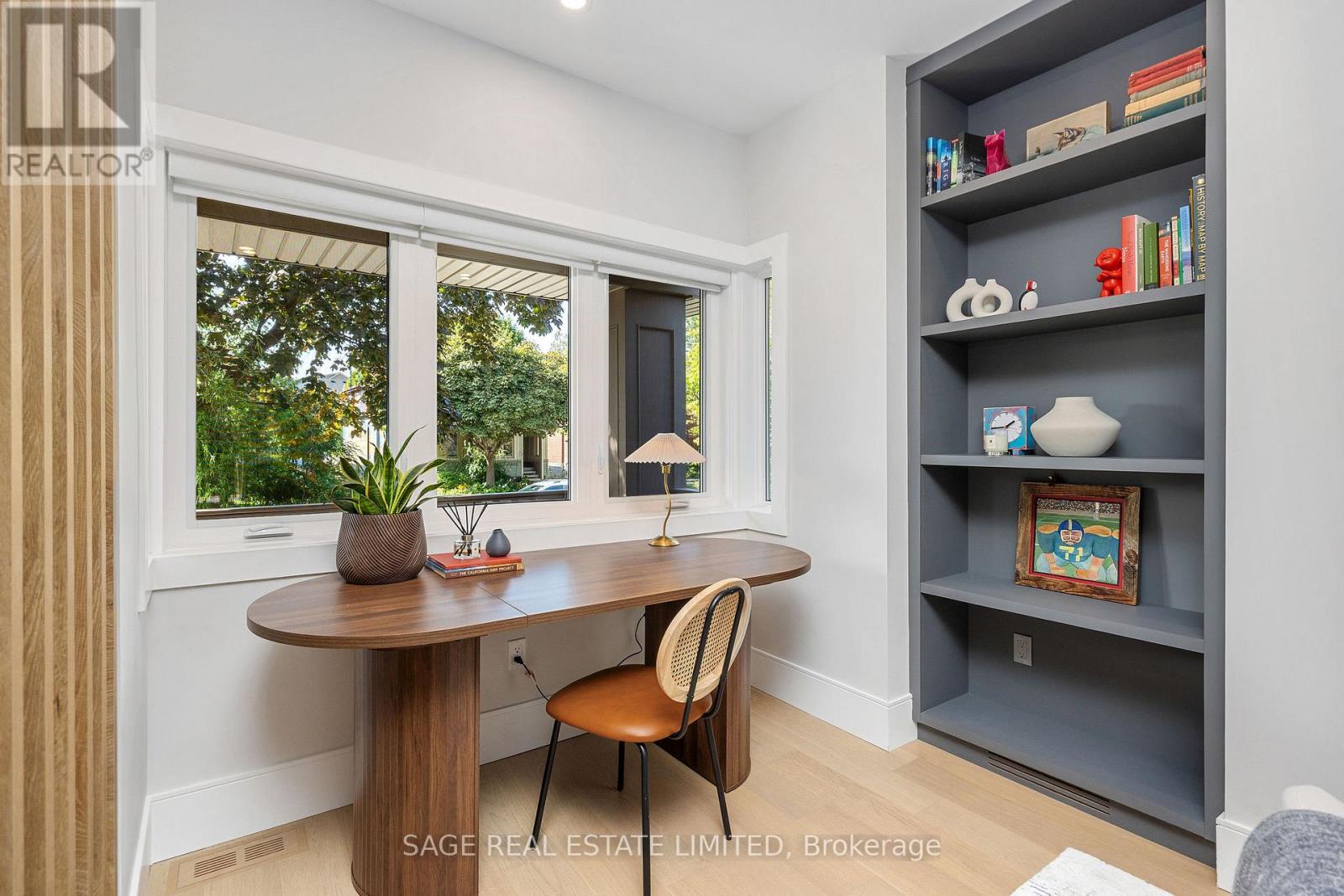 865 Windermere Avenue, Toronto (Runnymede-Bloor West Village), Ontario  M6S 3M8 - Photo 5 - W12432309