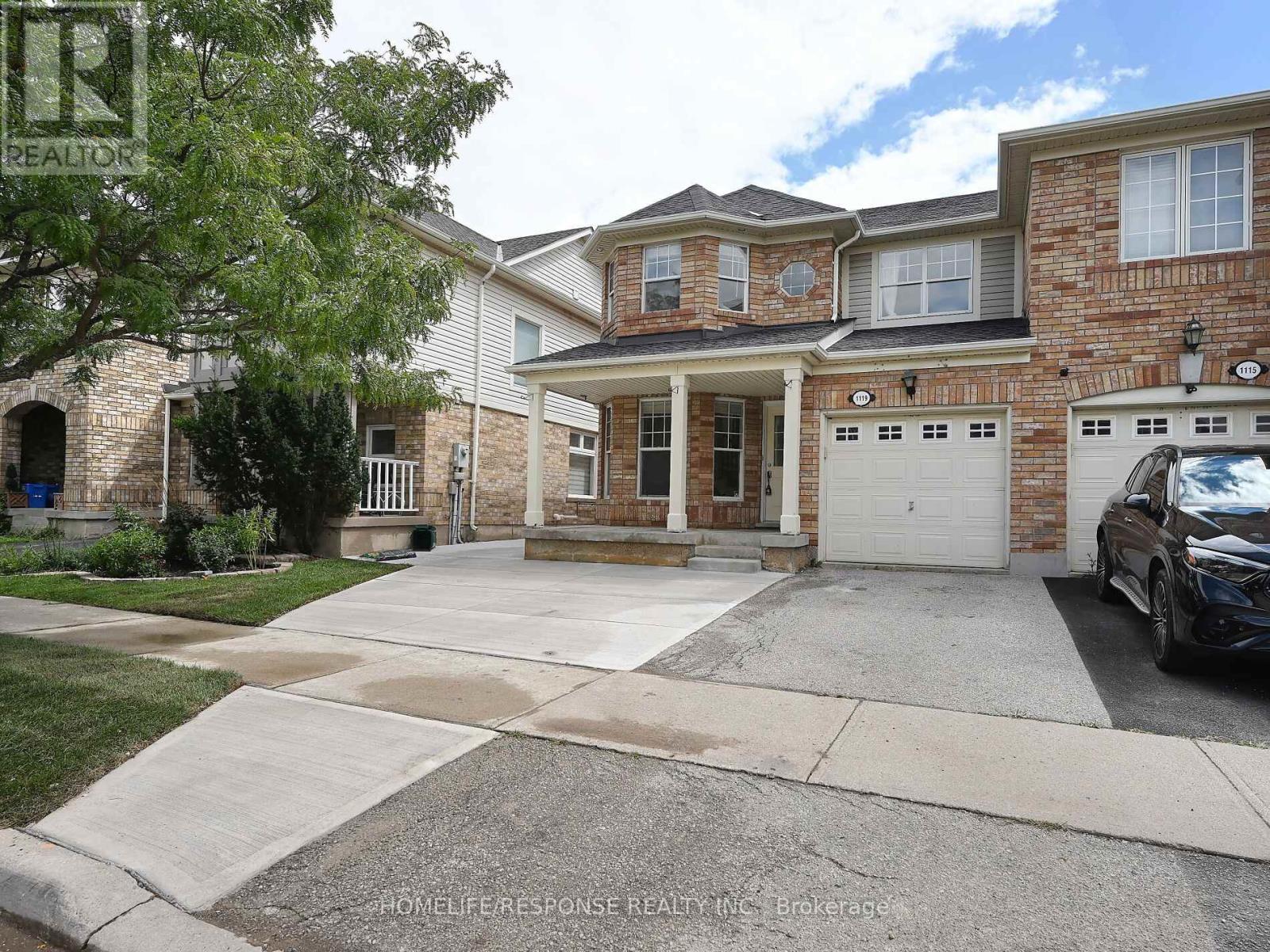 1119 Kelly Gate, Milton, Ontario  L9T 6H1 - Photo 2 - W12432326