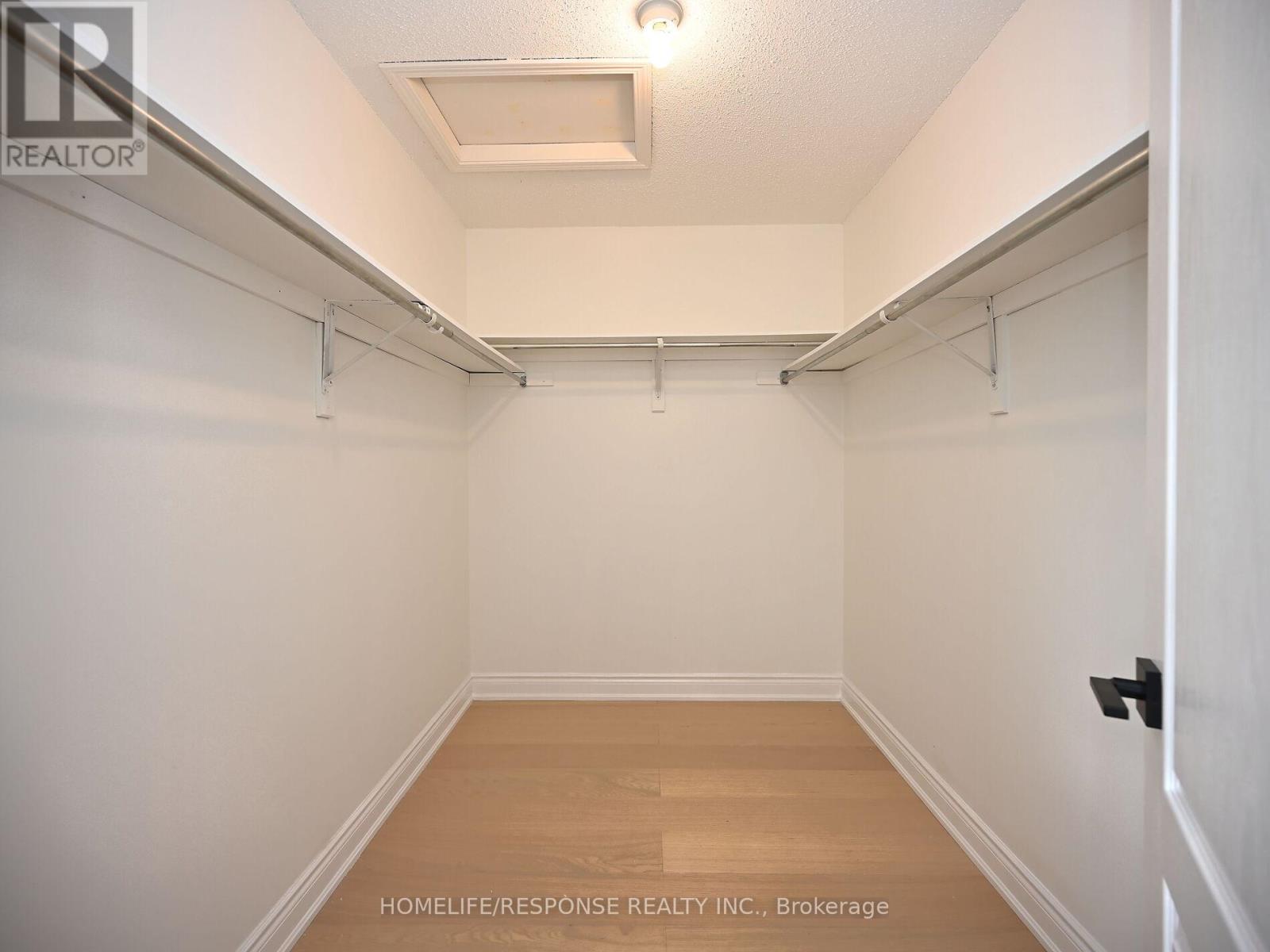 1119 Kelly Gate, Milton, Ontario  L9T 6H1 - Photo 27 - W12432326