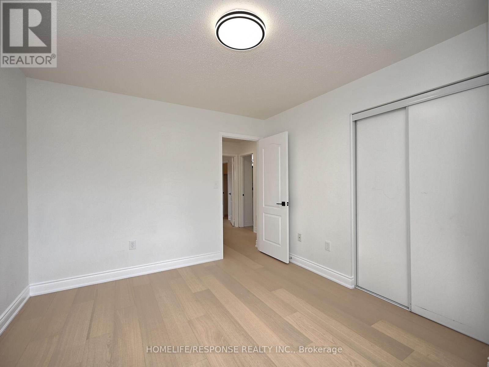 1119 Kelly Gate, Milton, Ontario  L9T 6H1 - Photo 30 - W12432326
