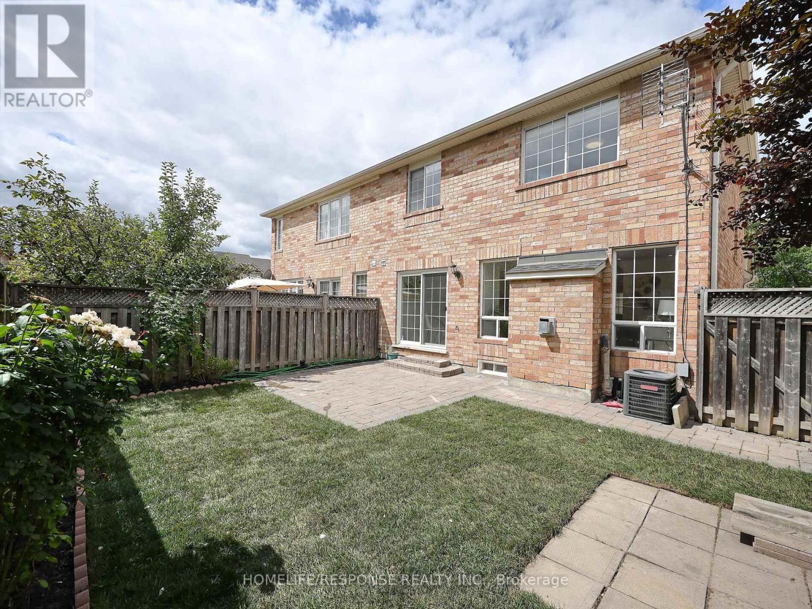 1119 Kelly Gate, Milton, Ontario  L9T 6H1 - Photo 35 - W12432326