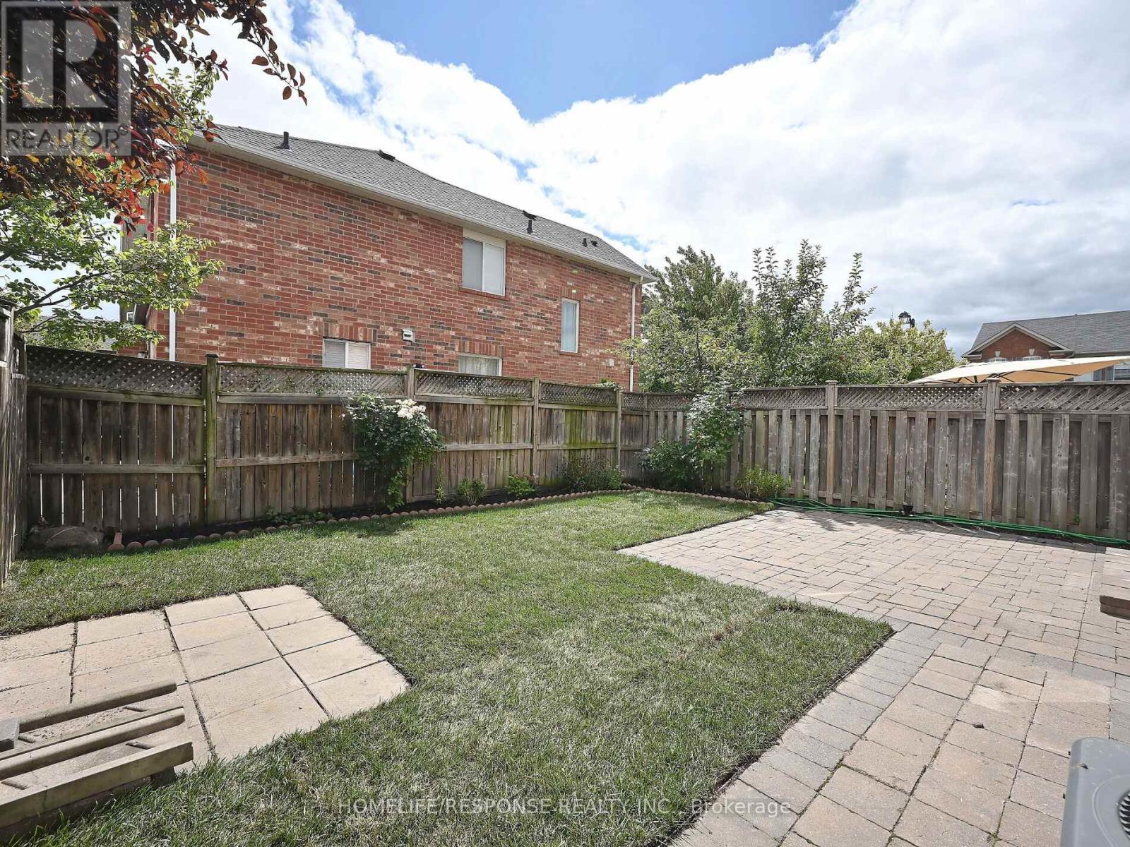 1119 Kelly Gate, Milton, Ontario  L9T 6H1 - Photo 38 - W12432326
