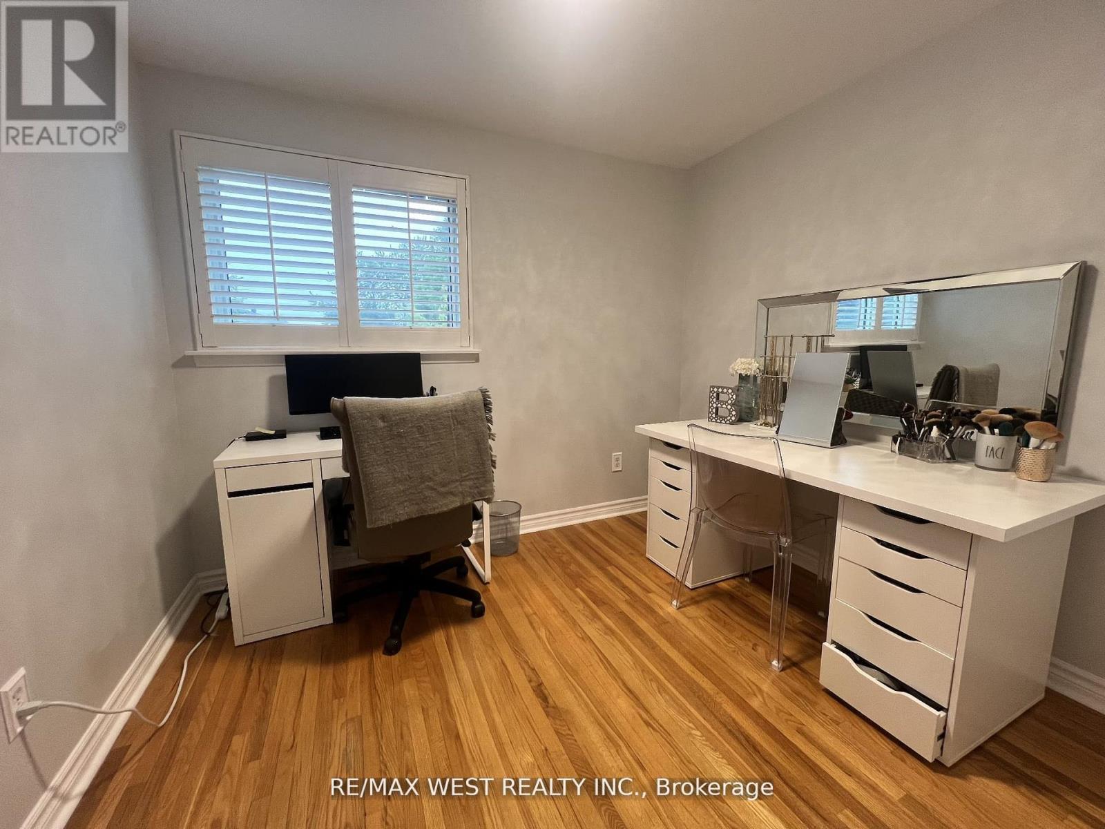 30 Tindale Road, Brampton, Ontario  L6V 2G9 - Photo 11 - W12432371