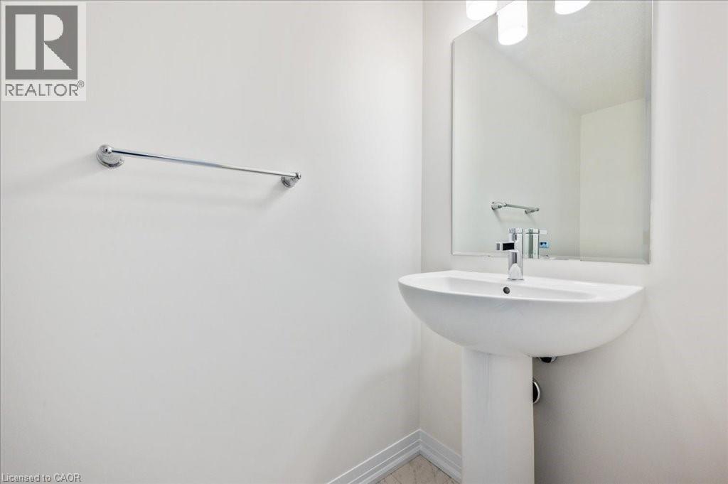 15 Stauffer Woods Trail Unit# C012, Kitchener, Ontario  N2P 2P4 - Photo 12 - 40755448