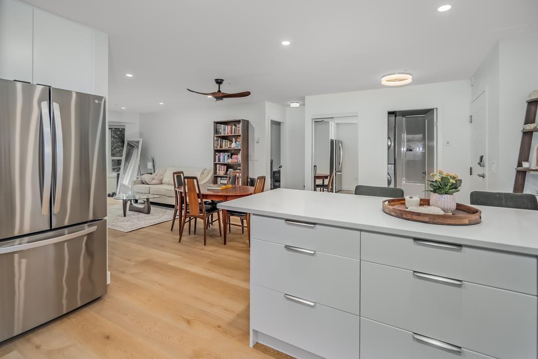 203 2700 Mccallum Road, Abbotsford, British Columbia  V2S 6X9 - Photo 4 - R3053119