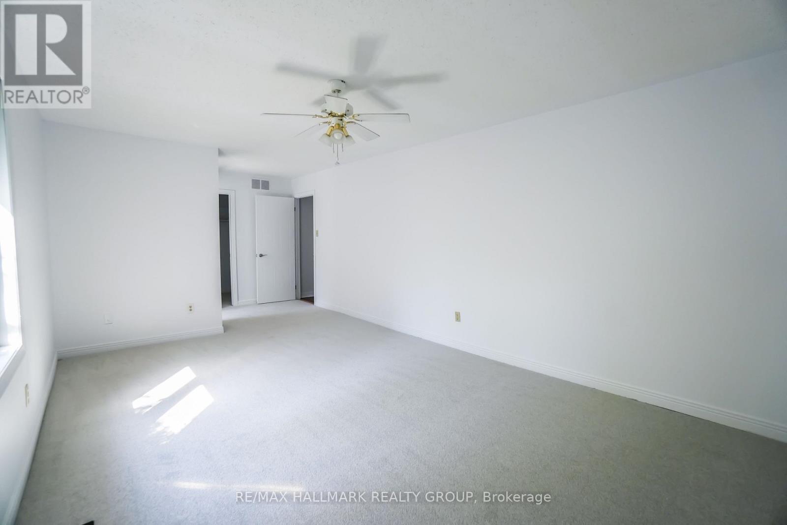1020 Grenon Avenue, Ottawa, Ontario  K2B 8L8 - Photo 20 - X12432496