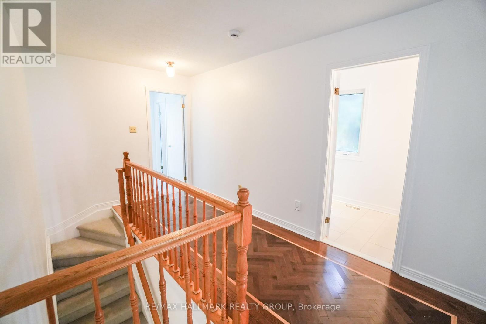 1020 Grenon Avenue, Ottawa, Ontario  K2B 8L8 - Photo 30 - X12432496