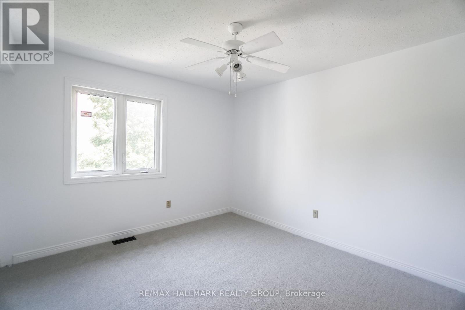 1020 Grenon Avenue, Ottawa, Ontario  K2B 8L8 - Photo 31 - X12432496