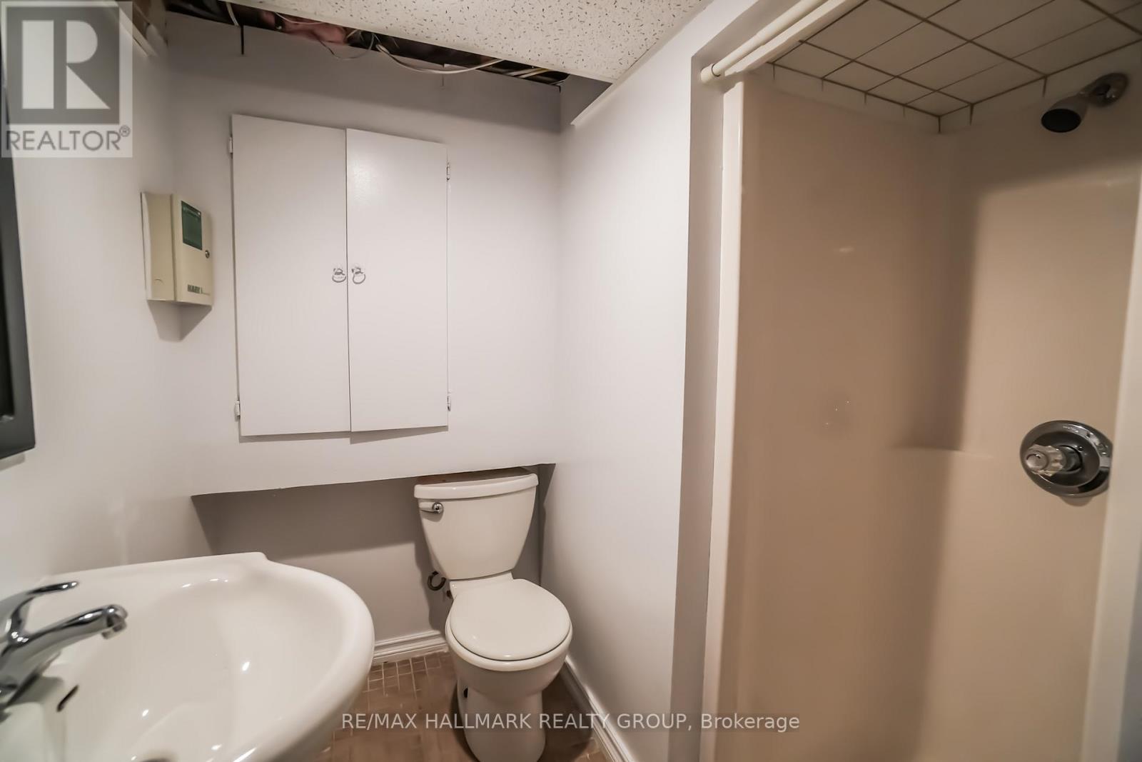 1020 Grenon Avenue, Ottawa, Ontario  K2B 8L8 - Photo 38 - X12432496