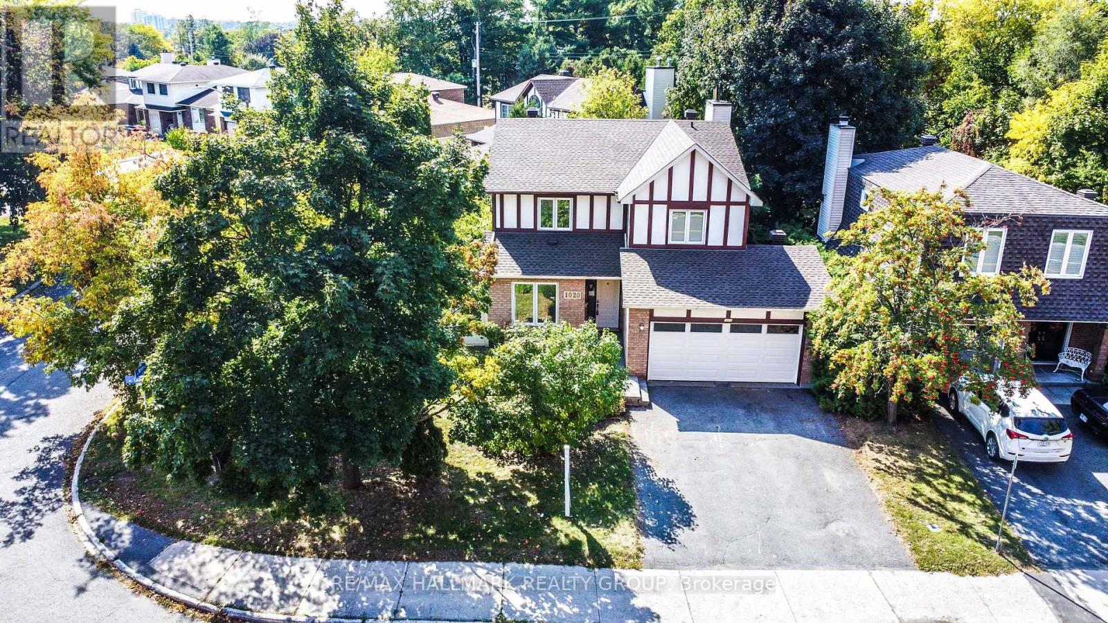 1020 Grenon Avenue, Ottawa, Ontario  K2B 8L8 - Photo 47 - X12432496