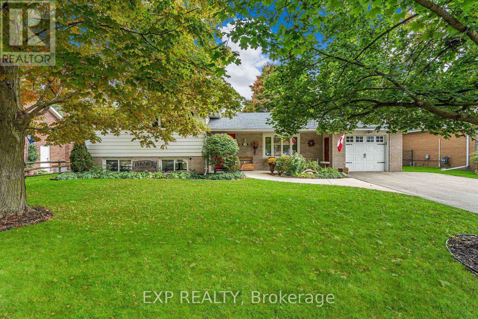 29 Millwood Road, Erin, Ontario  N0B 1T0 - Photo 2 - X12432318