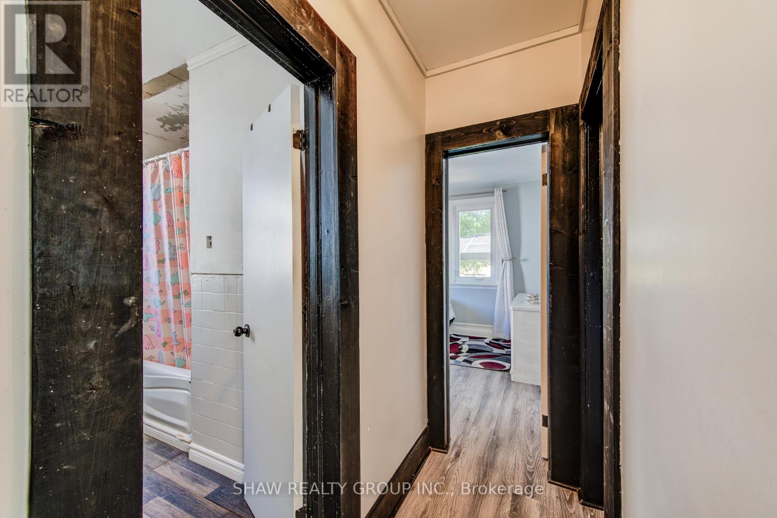 1219 Duke Street, Cambridge, Ontario  N3H 3V8 - Photo 13 - X12432347
