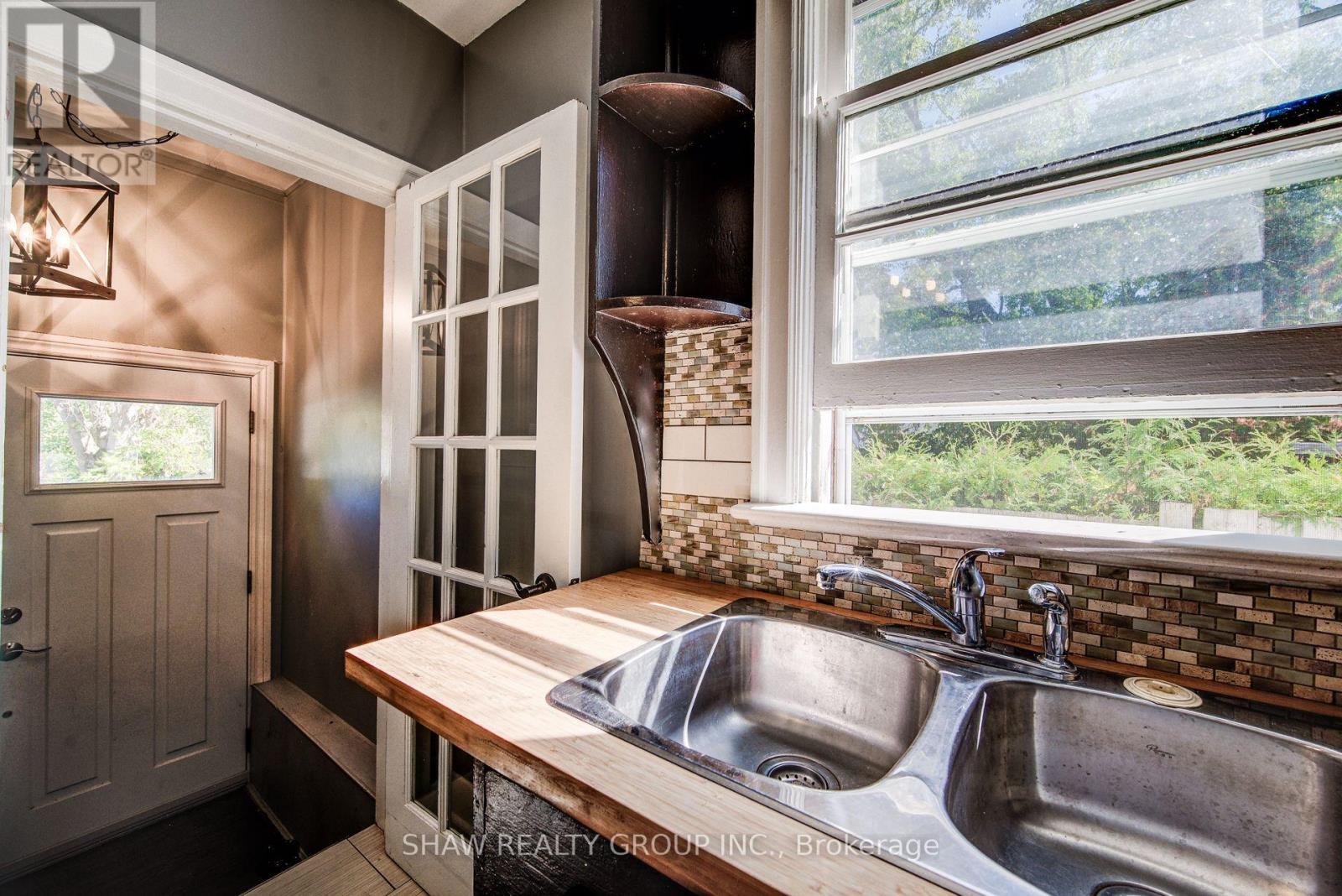 1219 Duke Street, Cambridge, Ontario  N3H 3V8 - Photo 26 - X12432347
