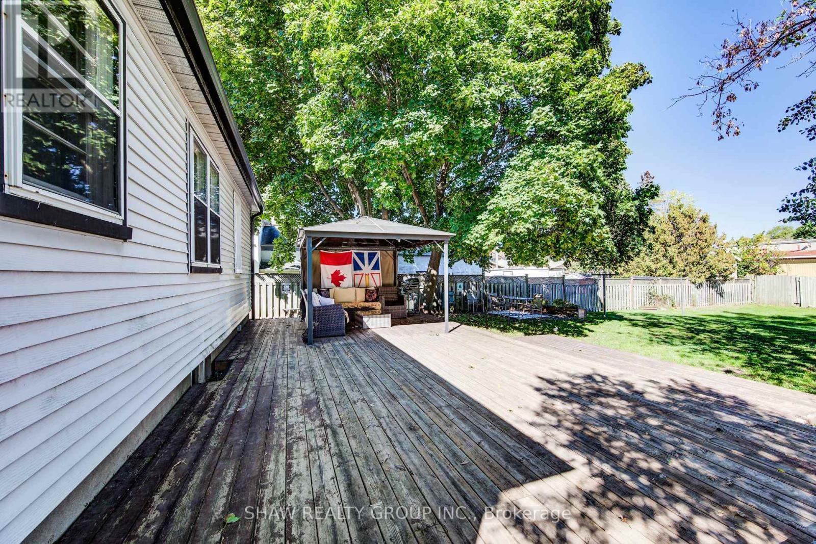 1219 Duke Street, Cambridge, Ontario  N3H 3V8 - Photo 28 - X12432347