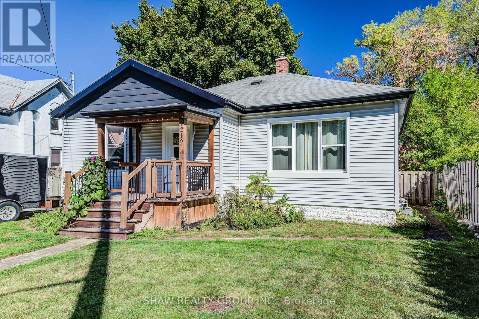1219 Duke Street, Cambridge, Ontario  N3H 3V8 - Photo 5 - X12432347