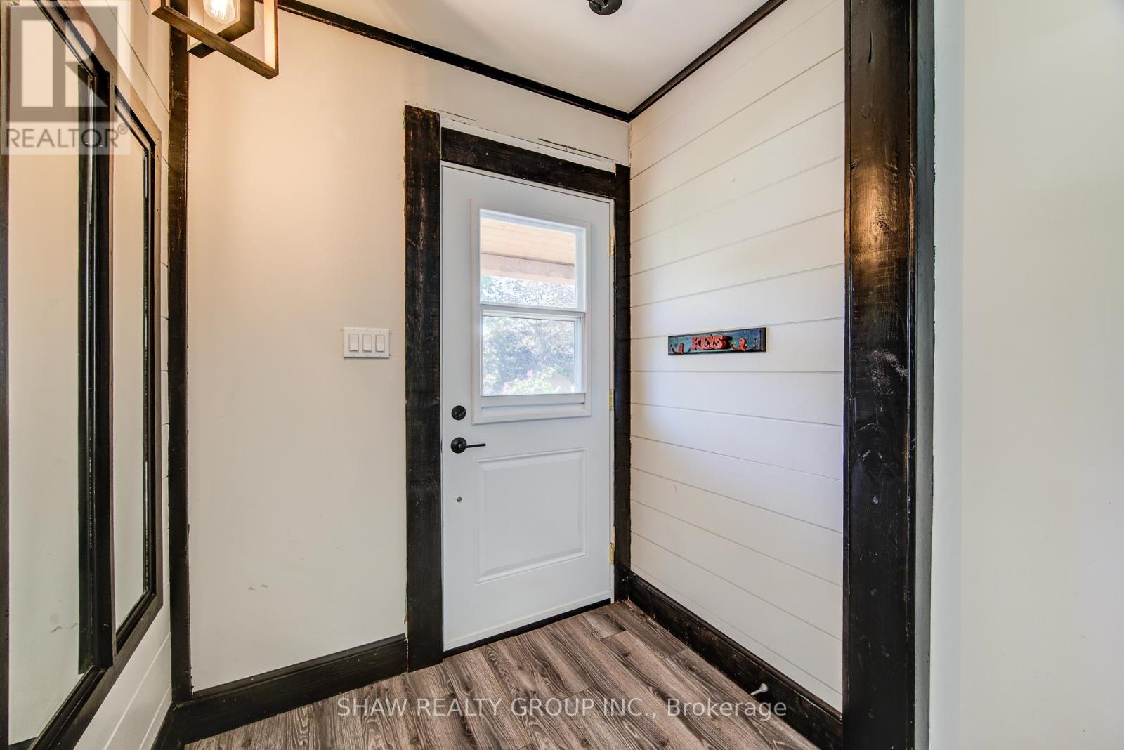 1219 Duke Street, Cambridge, Ontario  N3H 3V8 - Photo 8 - X12432347