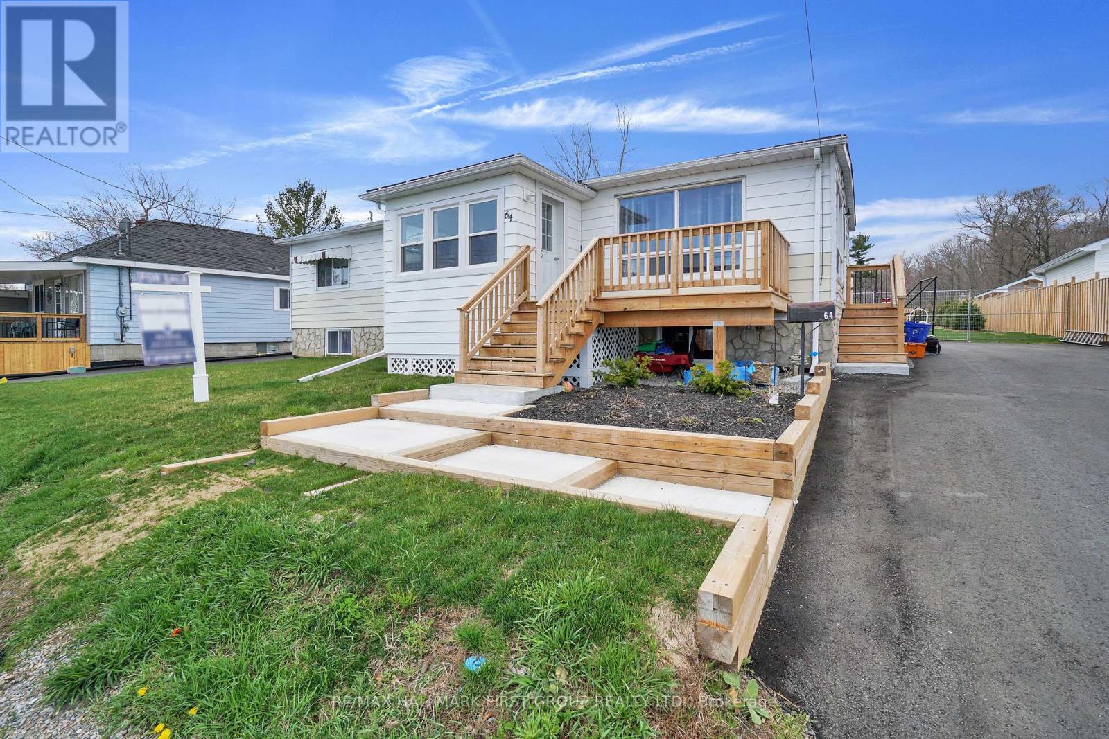 64 Alexander Street, Port Hope, Ontario  L1A 1B3 - Photo 4 - X12432360