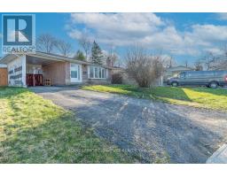 163 HAZELGLEN DRIVE, Kitchener, Ontario