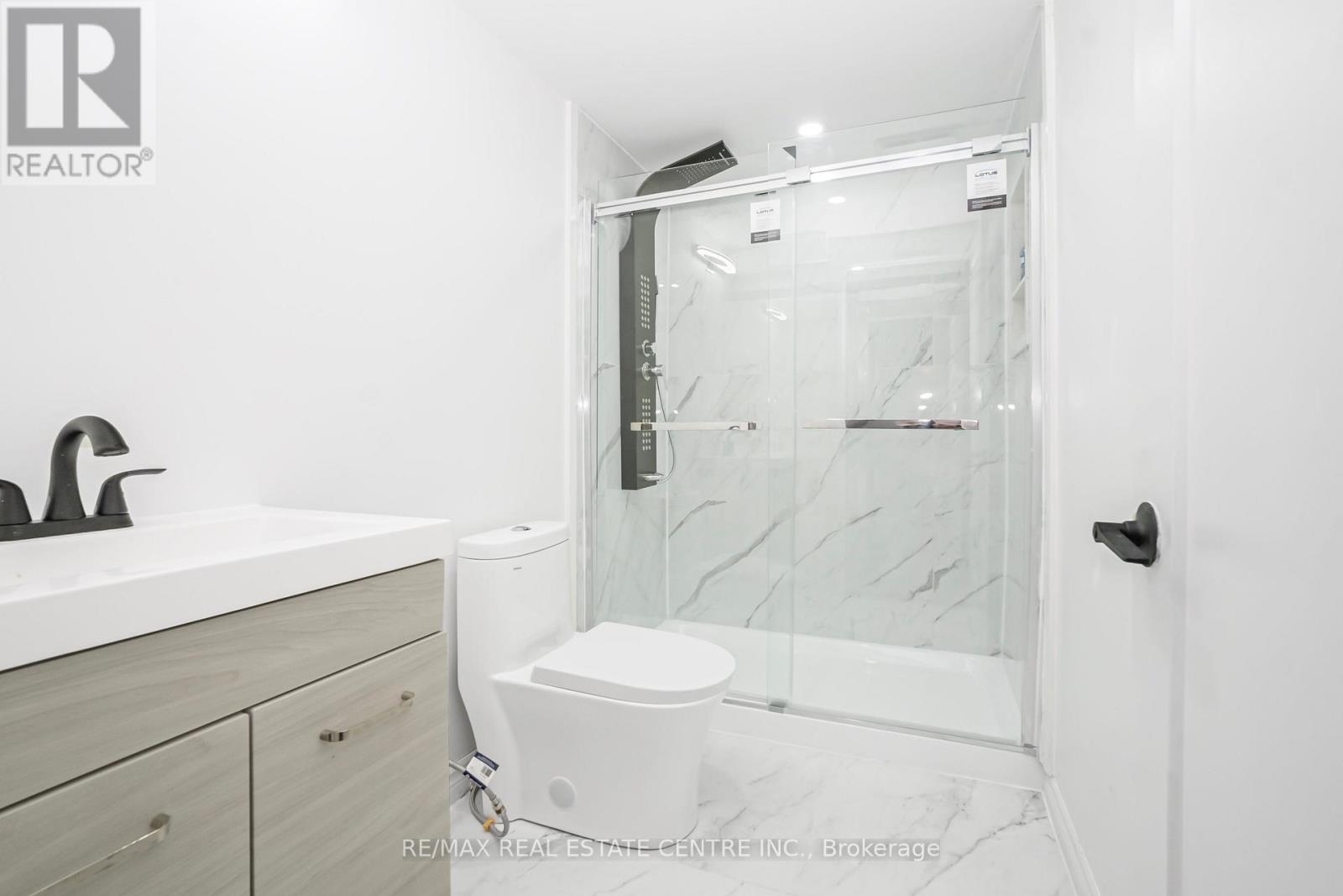 959 Mohawk Road E, Hamilton (Huntington), Ontario  L8T 2R9 - Photo 43 - X12432426