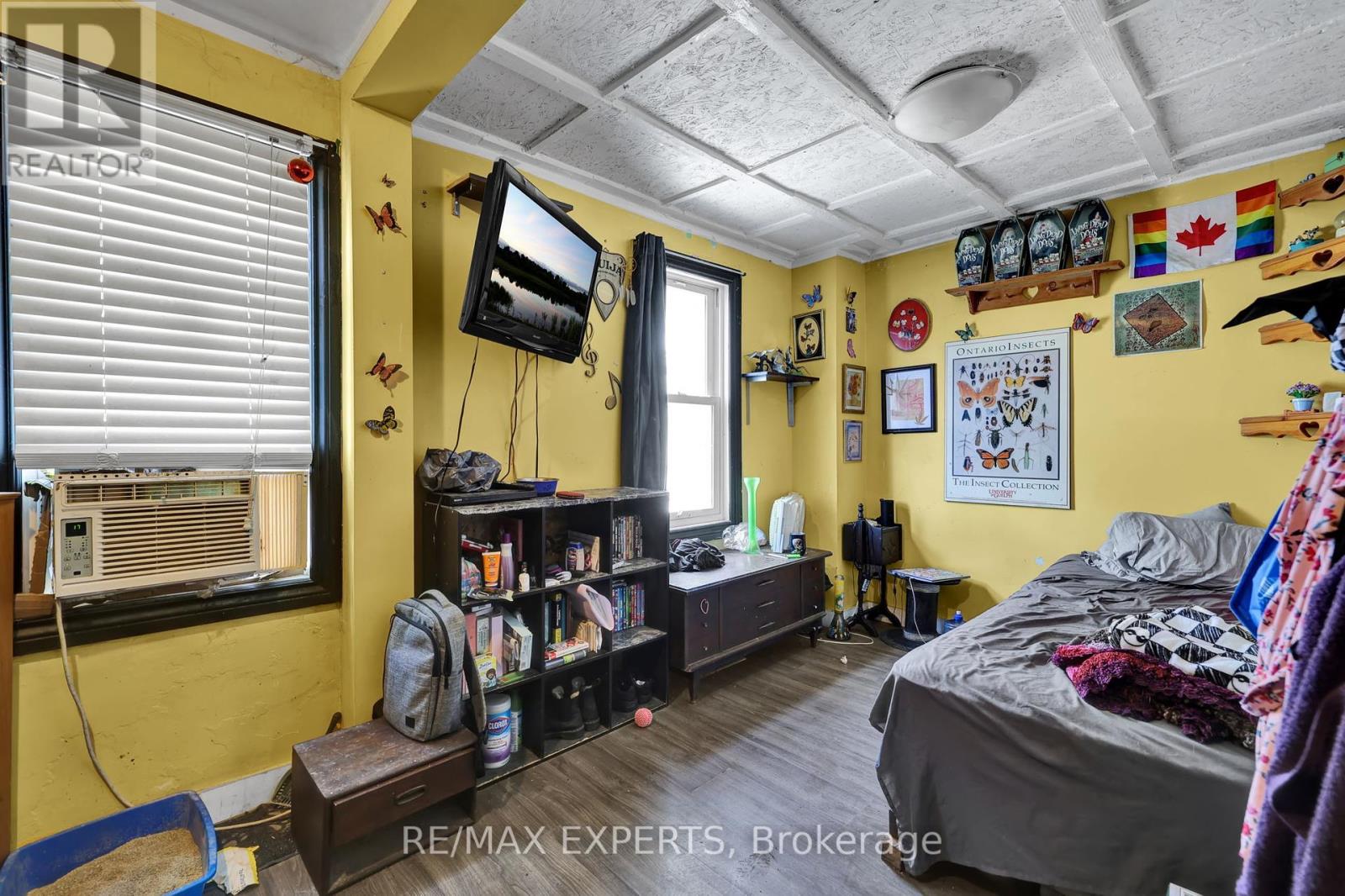 21 Fifth Street, Welland, Ontario  L3B 4Z4 - Photo 19 - X12432427