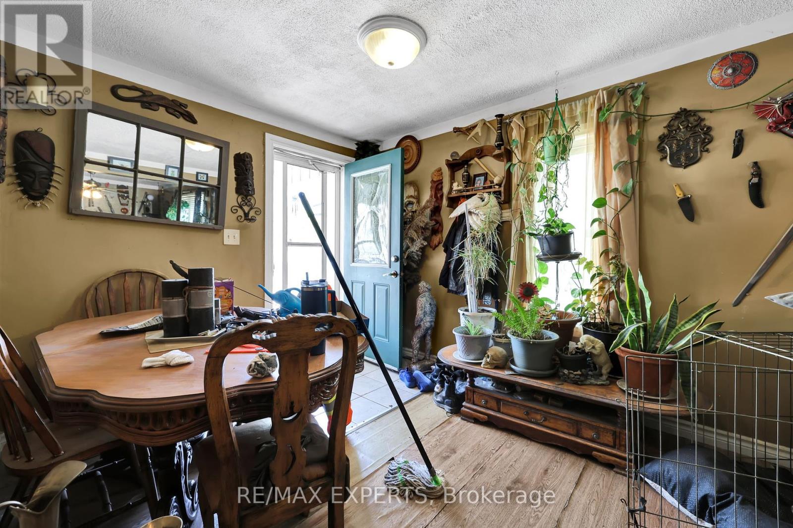 21 Fifth Street, Welland, Ontario  L3B 4Z4 - Photo 8 - X12432427