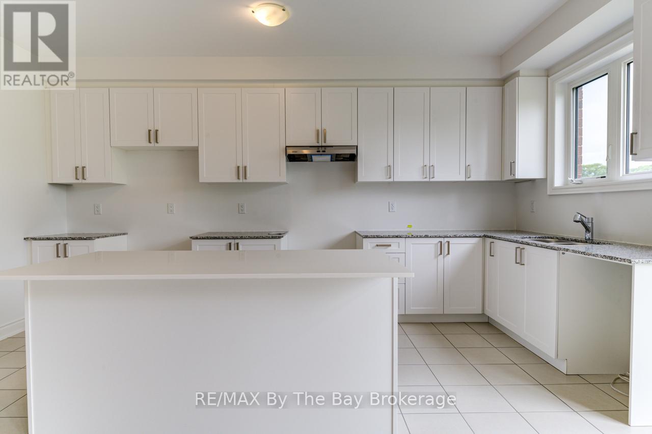 12 Misty Ridge Road, Wasaga Beach, Ontario  L9Z 0R8 - Photo 20 - S12432491