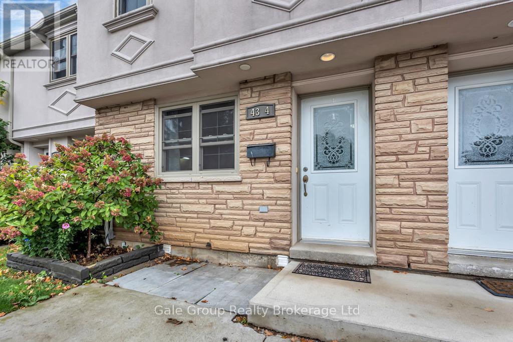 4 - 43 Blandford Street, Woodstock, Ontario  N4S 7H7 - Photo 2 - X12432497