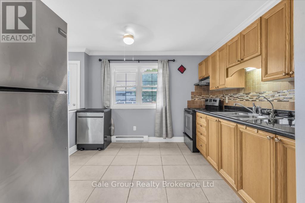 4 - 43 Blandford Street, Woodstock, Ontario  N4S 7H7 - Photo 3 - X12432497