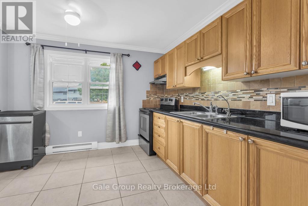 4 - 43 Blandford Street, Woodstock, Ontario  N4S 7H7 - Photo 5 - X12432497