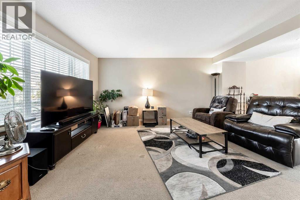 83 Prestwick Bay Se, Calgary, Alberta  T2Z 4S4 - Photo 4 - A2260233