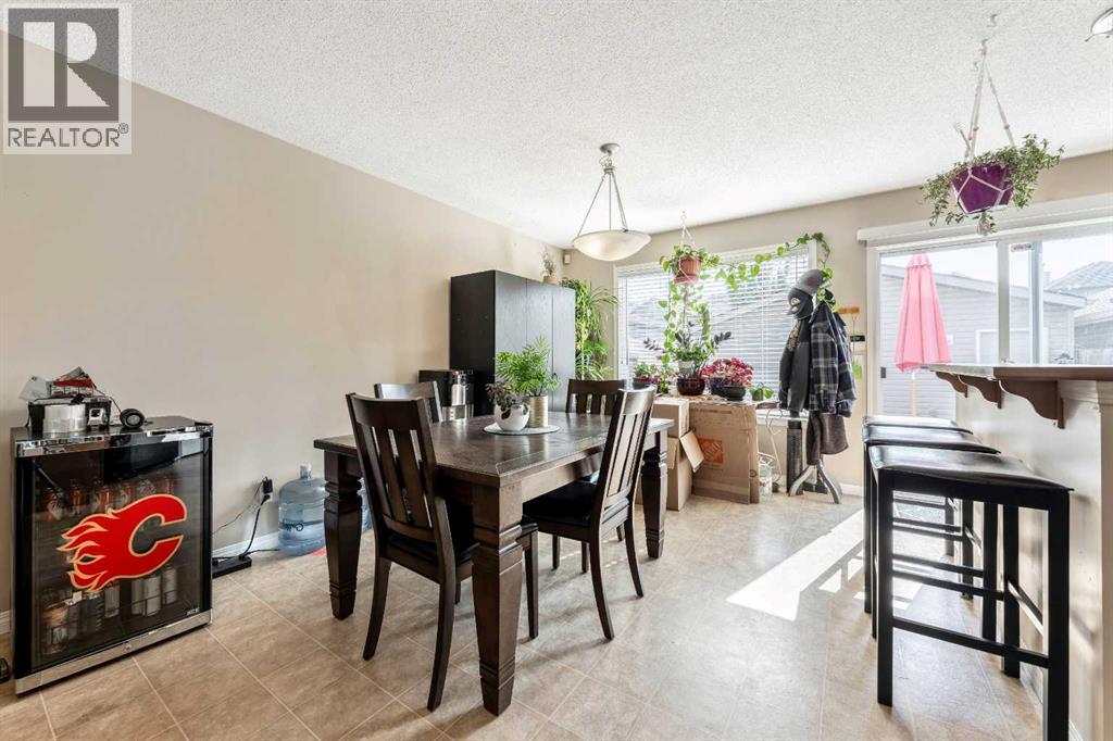 83 Prestwick Bay Se, Calgary, Alberta  T2Z 4S4 - Photo 7 - A2260233