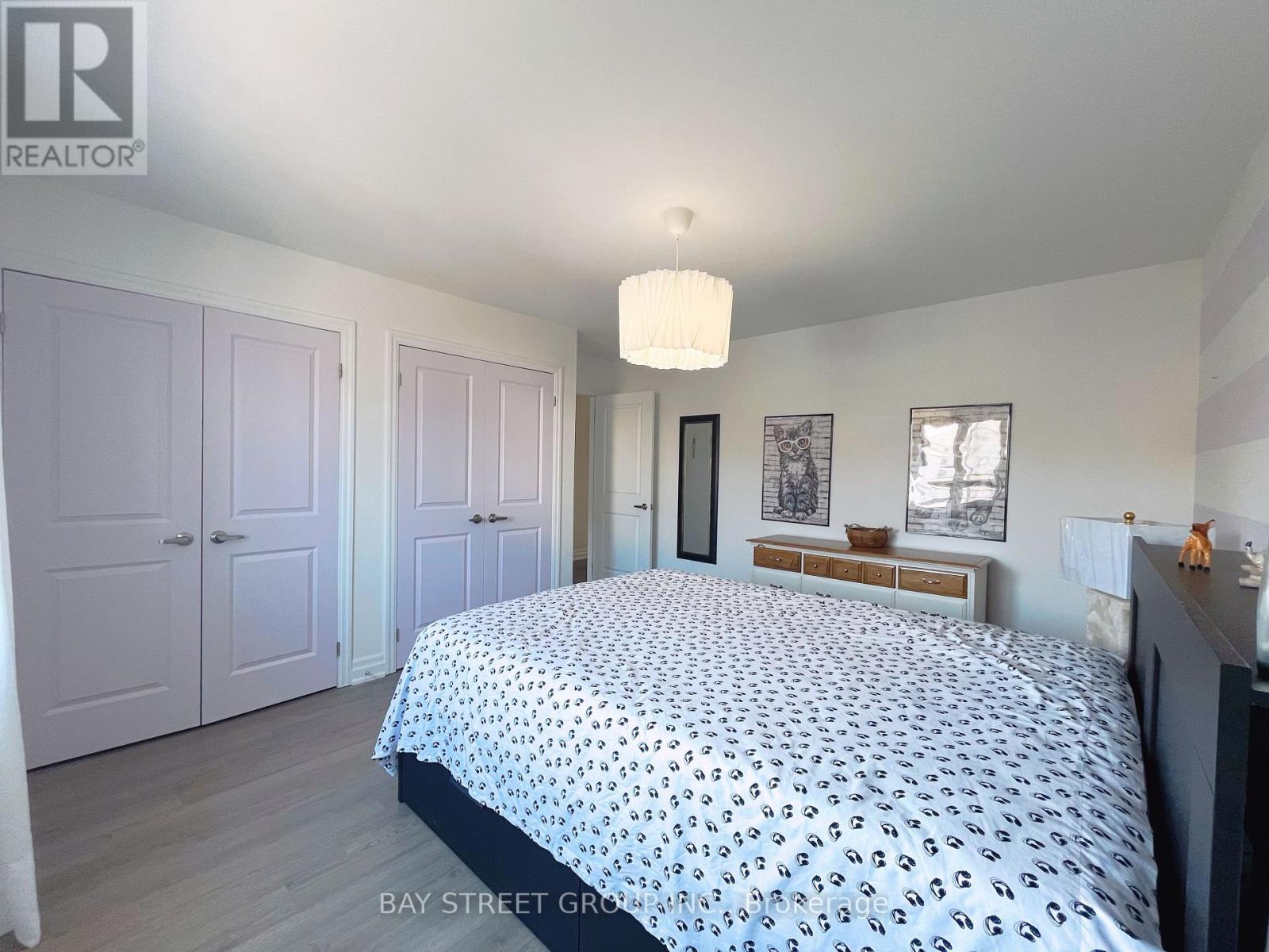 #2 Bedrooms - 51 Dominion Crescent, Niagara-On-The-Lake (St. Davids), Ontario  L0S 1J1 - Photo 4 - X12432244
