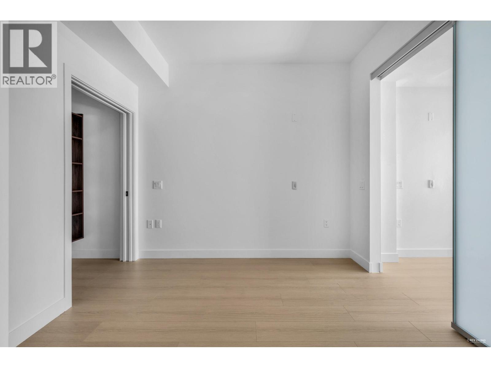 407 422 E 3rd Street, North Vancouver, British Columbia  V7L 1G2 - Photo 12 - R3053068