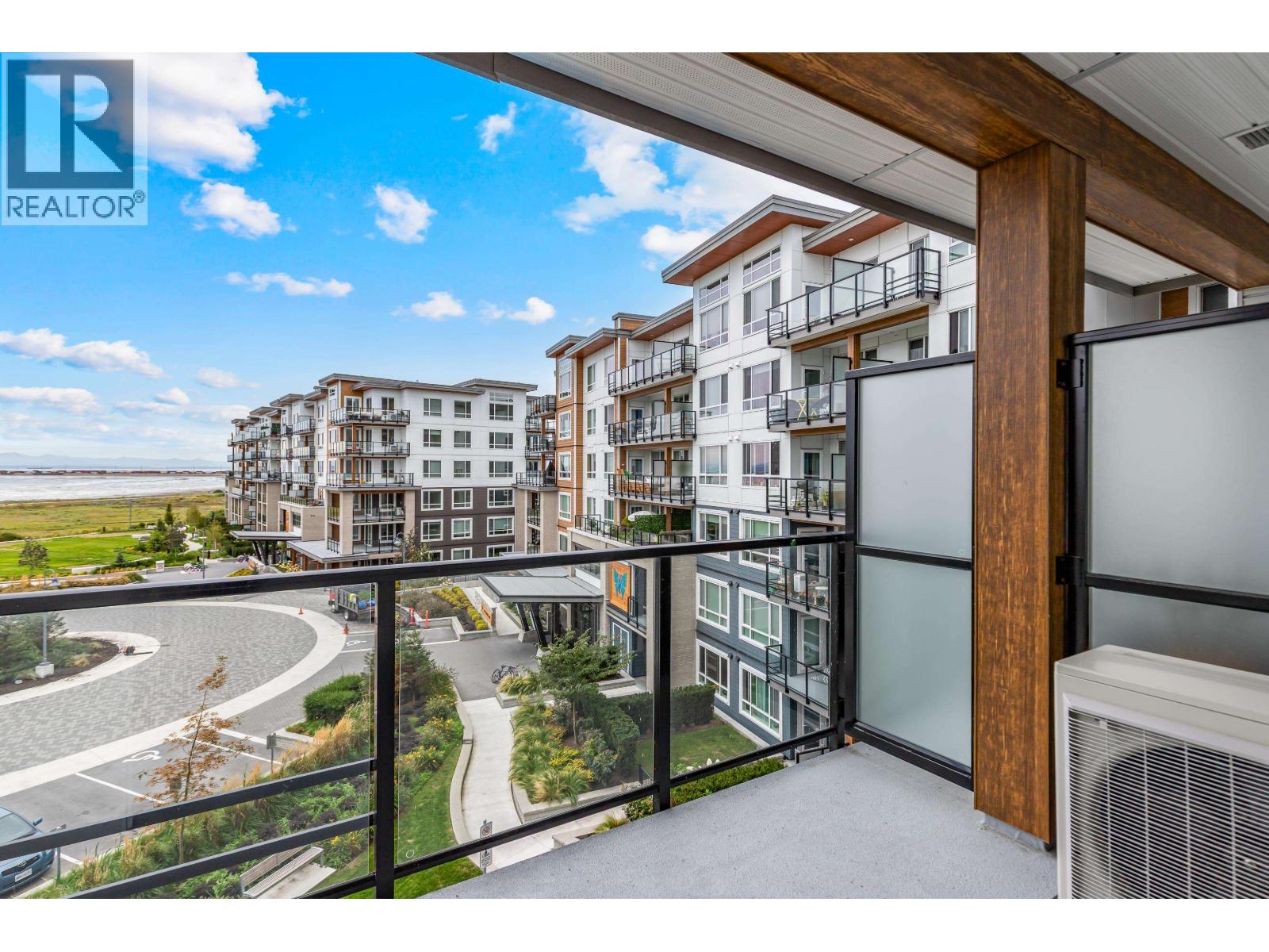 418 2499 Rabbit Drive, Tsawwassen, British Columbia  V4M 0G4 - Photo 14 - R3053074