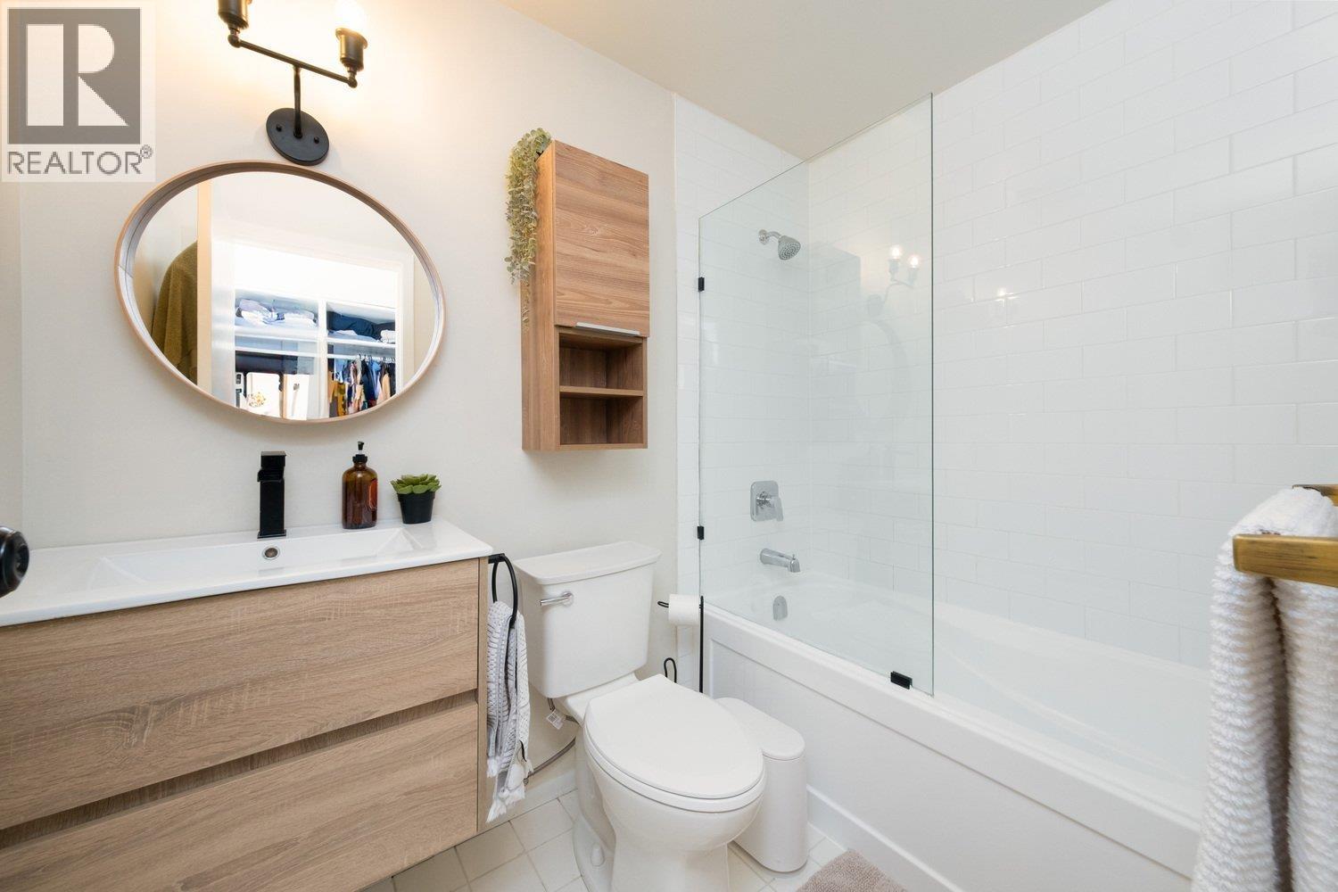 112 2020 W 8th Avenue, Vancouver, British Columbia  V6J 1W5 - Photo 14 - R3053088