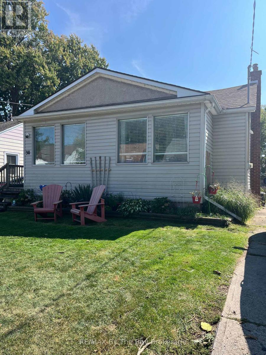 90 GRASS AVENUE, St. Catharines, Ontario
