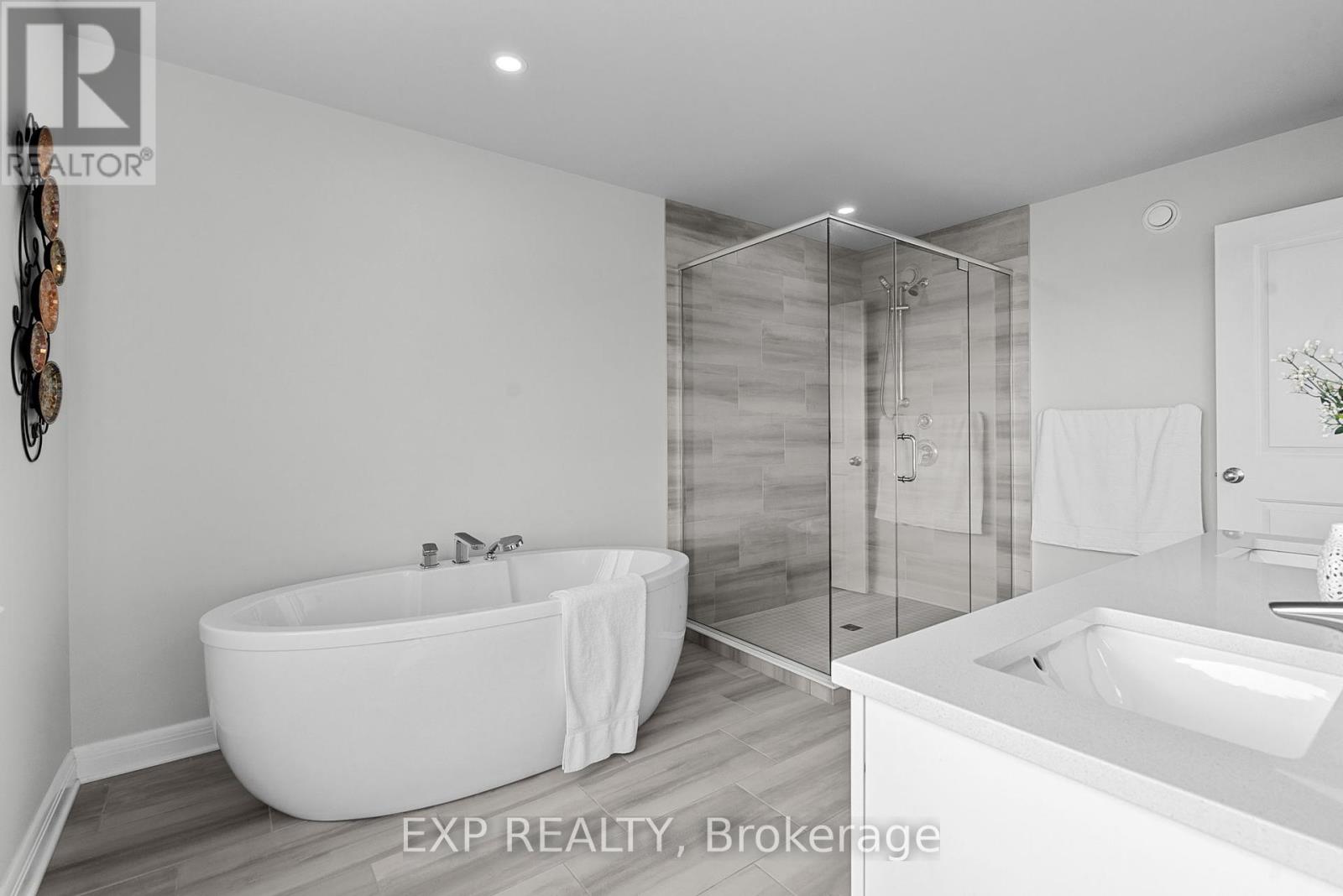 25 Stanhope Court, Ottawa, Ontario  K2J 6S2 - Photo 30 - X12432153