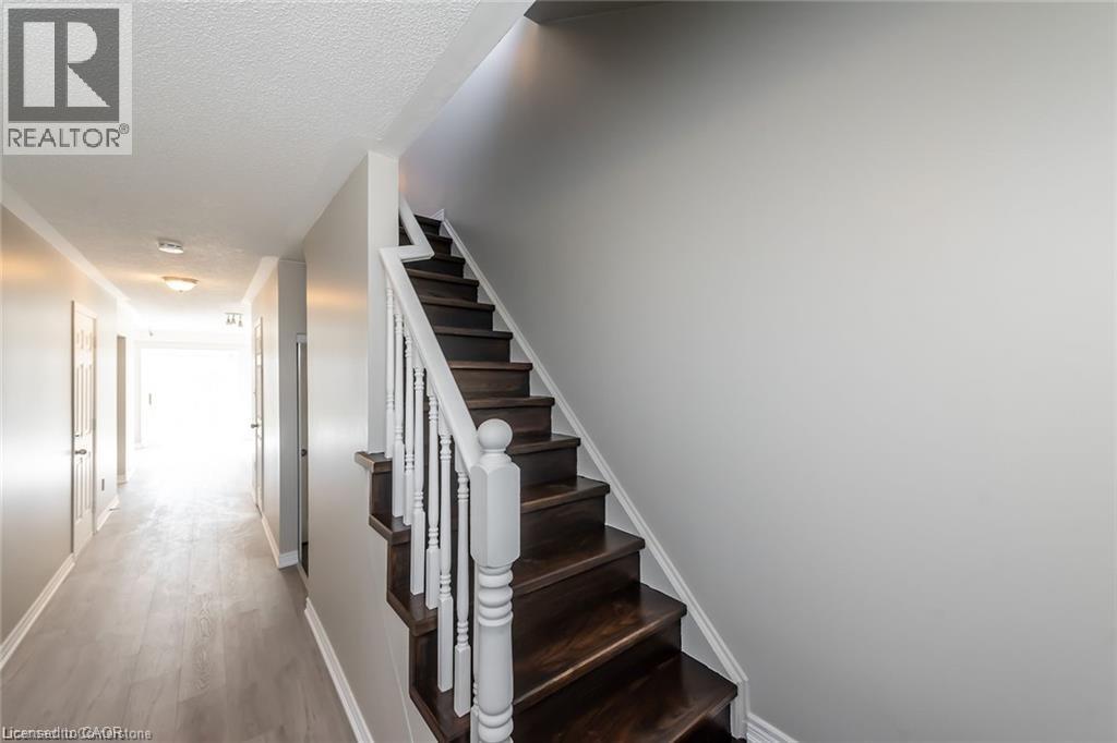 626 Taylor Crescent, Halton, Ontario  L7L 7A5 - Photo 5 - 40774464