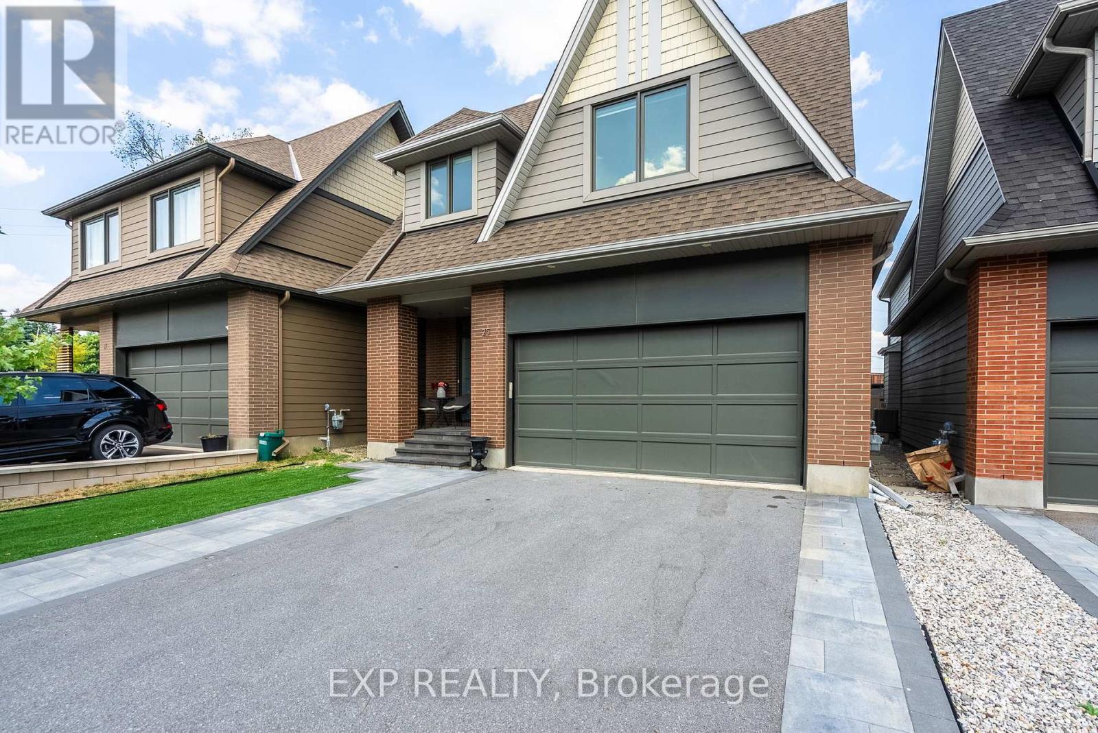 25 Stanhope Court, Ottawa, Ontario  K2J 6S2 - Photo 4 - X12432153
