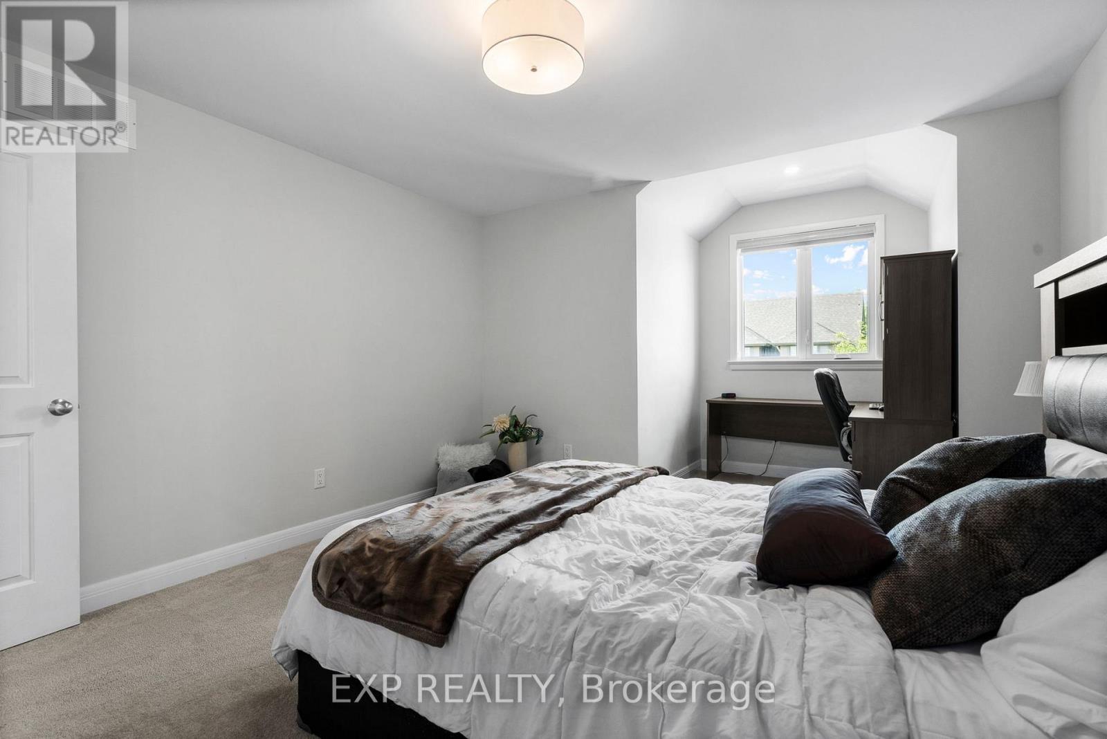 25 Stanhope Court, Ottawa, Ontario  K2J 6S2 - Photo 40 - X12432153
