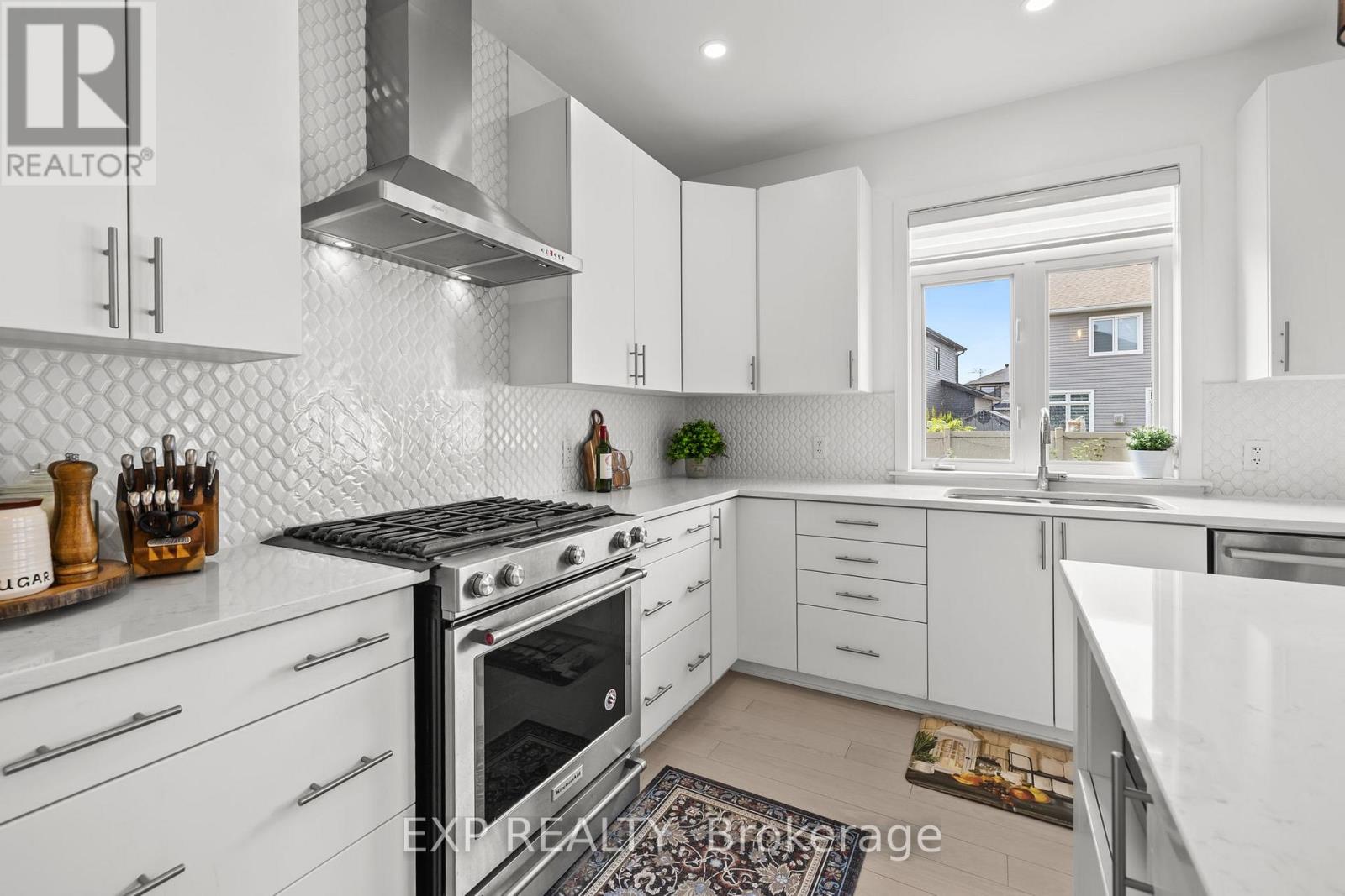50 Angel Heights, Ottawa, Ontario  K2S 2N4 - Photo 17 - X12432482